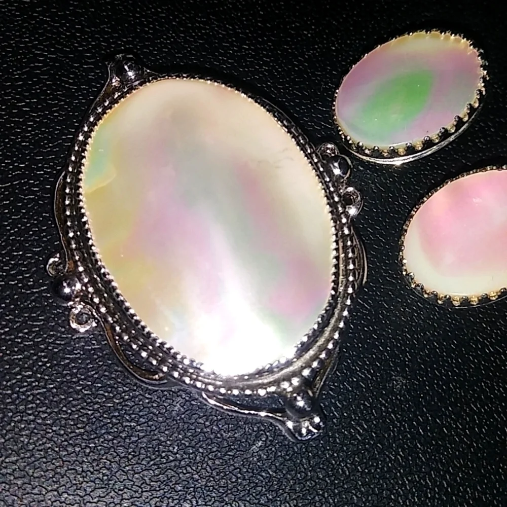 Vintage Whiting & Davis Brooch & Earrings perfect never